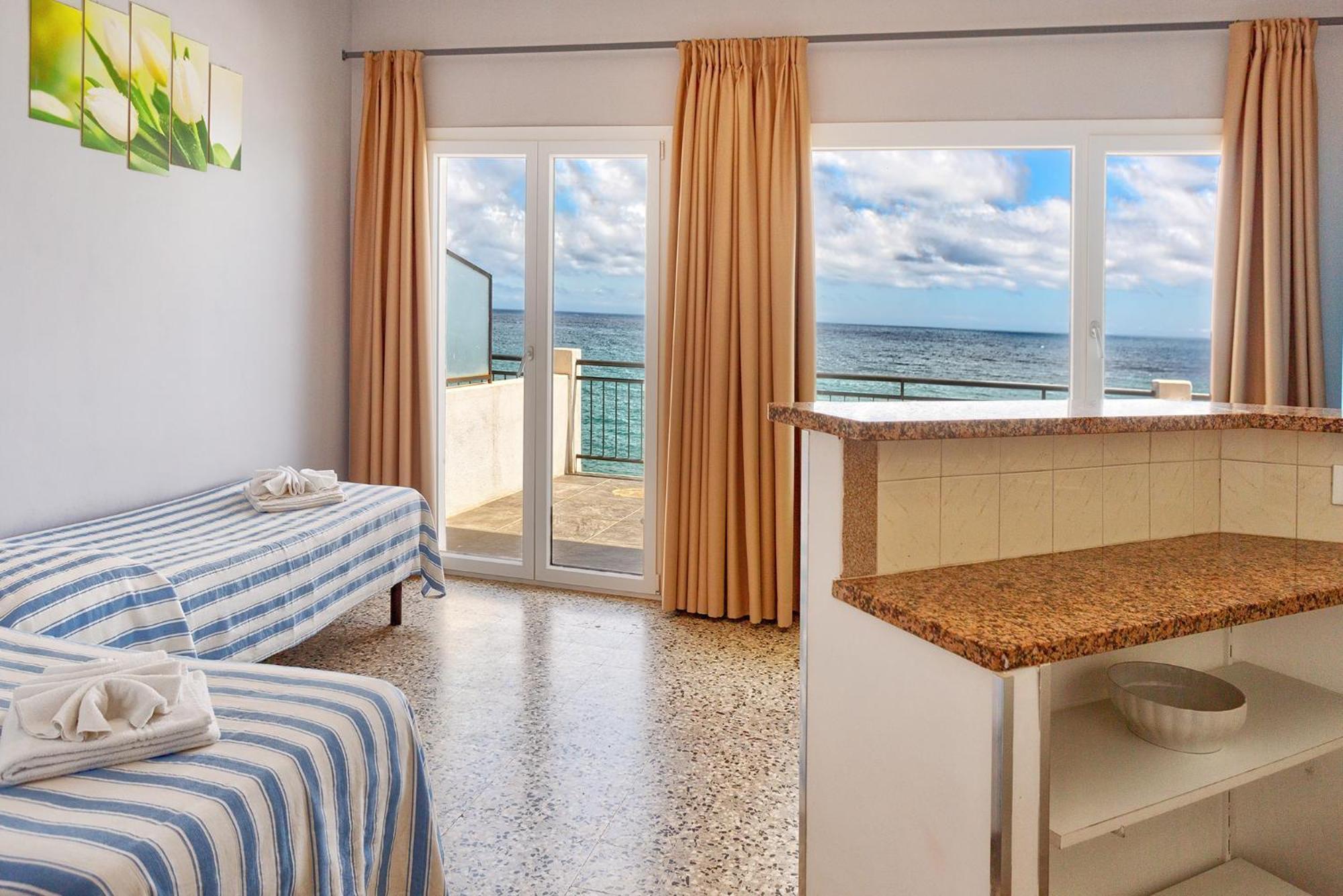 Blue Beach Bussana Nuova Exterior photo