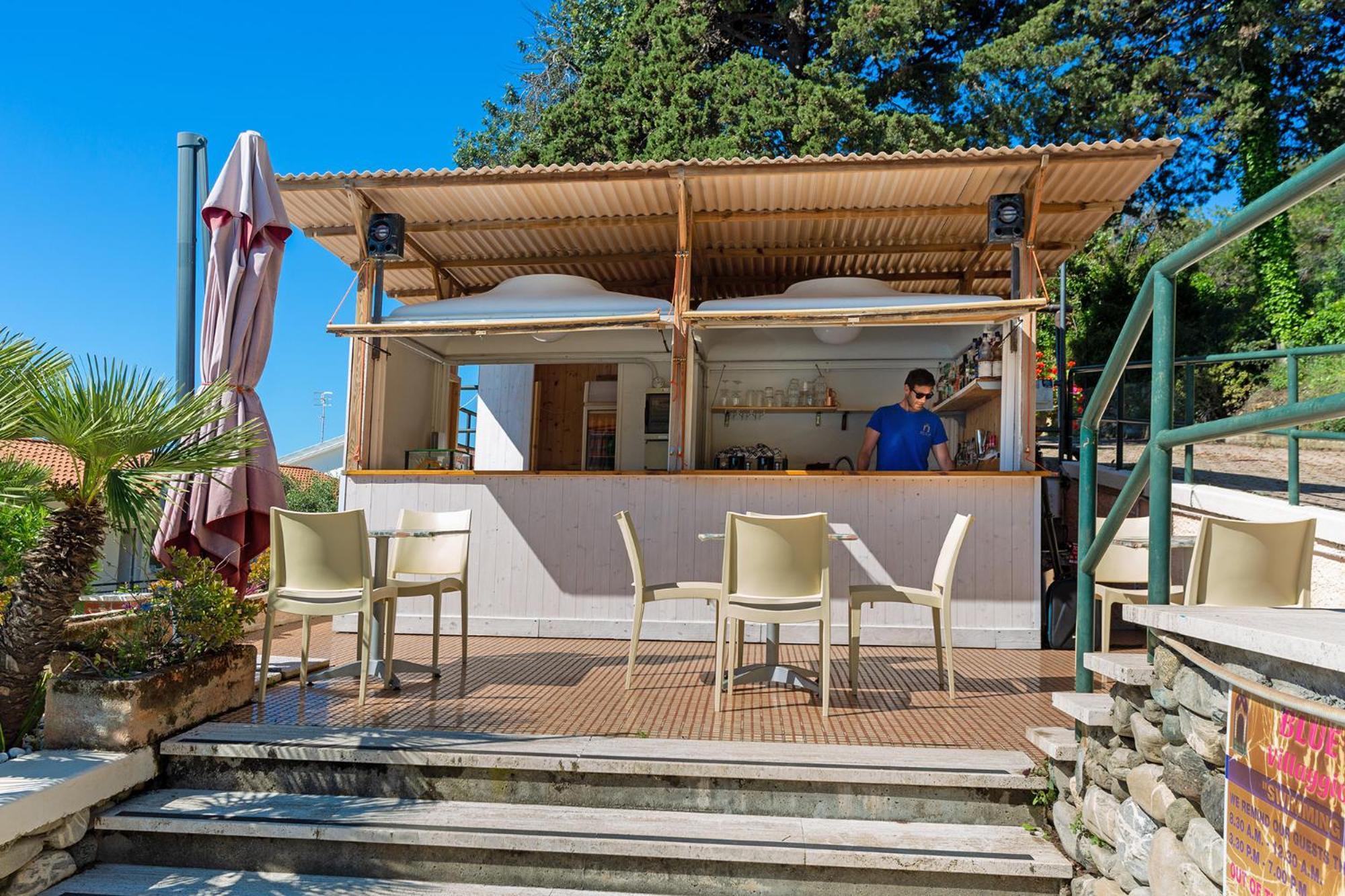 Blue Beach Bussana Nuova Exterior photo